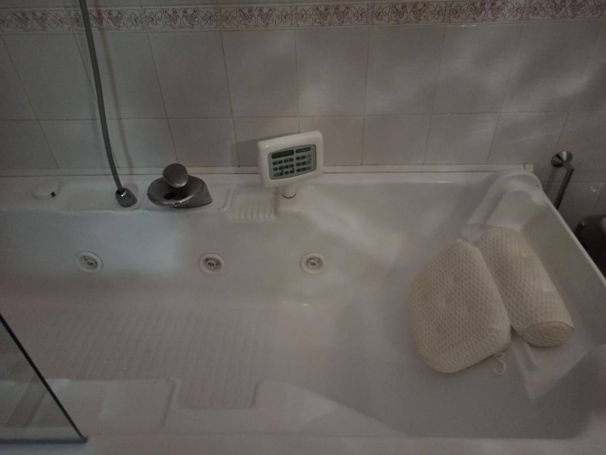 Apartamento House Of Colors Bari Exterior foto